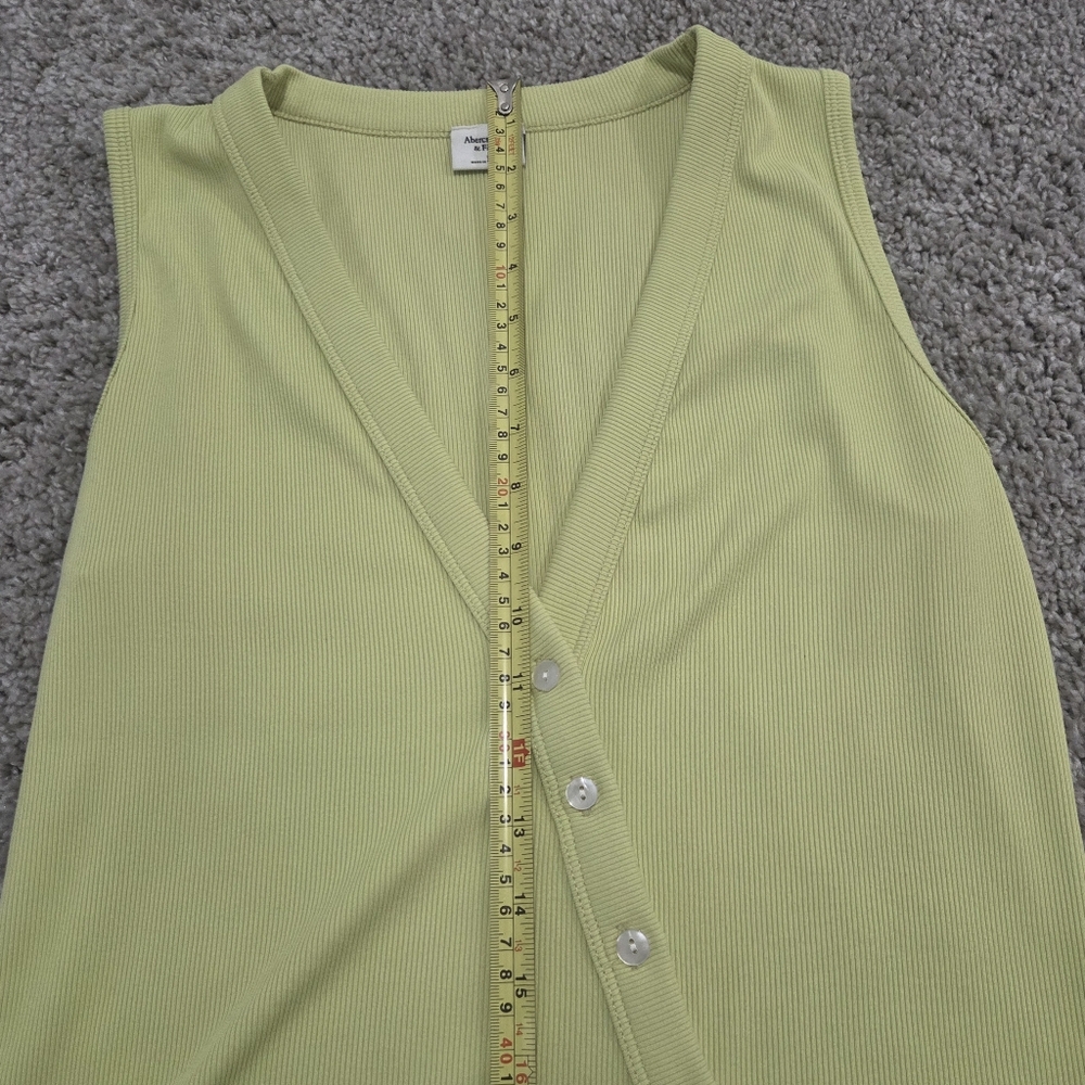 Button Tank - Picture 9 of 13